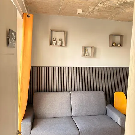 Paceville - 2a - Bright 2br With Balcony & Ac Near Night Life